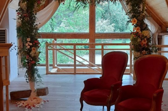 Arche mariage en bois simple 
